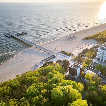 3L Apartments Willa Przy Molo Kołobrzeg Exteriör bild