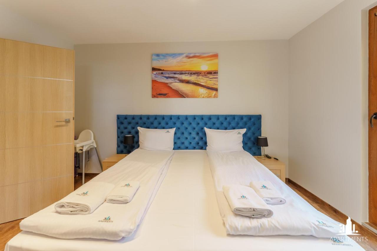 3L Apartments Willa Przy Molo Kołobrzeg Exteriör bild